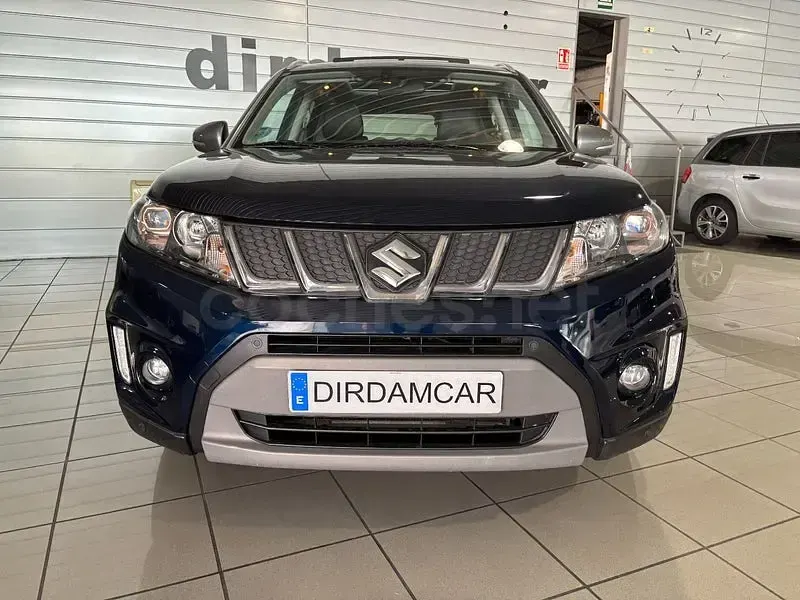 Usado Suzuki Vitara GLX 120 CV (88 kW) 2018 Azul SUV