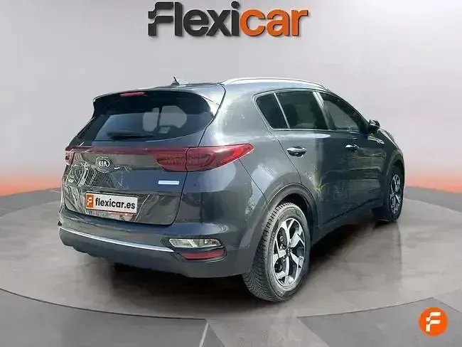 Usado Kia Sportage Plus 136 CV (100 kW) 2021 Azul SUV