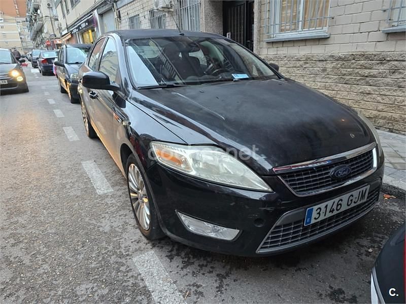 Usado Ford Mondeo Trend 140 CV (102 kW) 2008 Negro Berlina