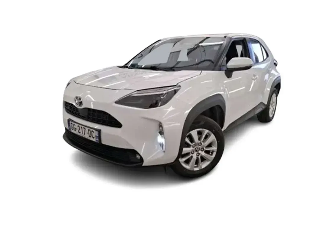 Usado Toyota Yaris Cross Active 116 CV (85 kW) 2022 Blanco SUV