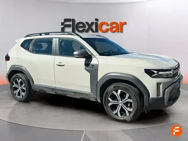 Usado Dacia Duster Essentiel 100 CV (73 kW) 2024 Marrón SUV