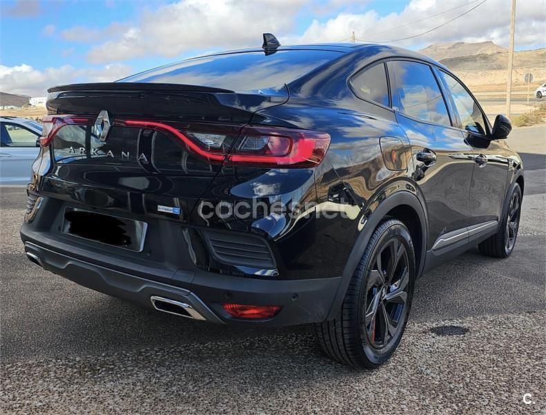 Usado Renault Arkana RS Line 145 CV (106 kW) 2022 Negro SUV