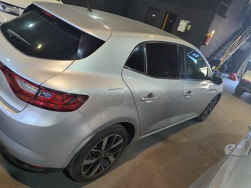 Usado Renault Mégane IV LIMITED 100 CV (73 kW) 2018 Beige Berlina