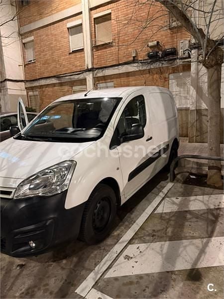 Usado Citroën Berlingo Live 75 CV (55 kW) 2016 Blanco Monovolumen