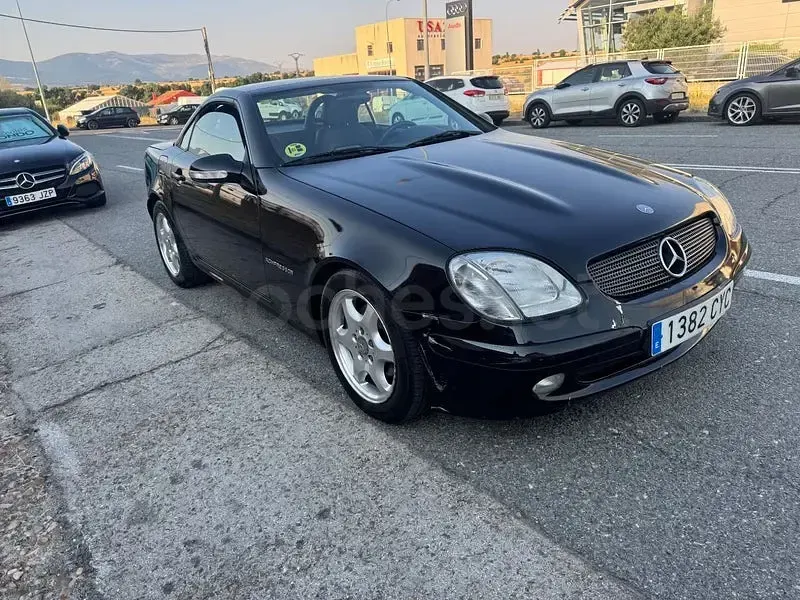 Usado Mercedes SLK230 197 CV (144 kW) 2001 Negro Descapotable