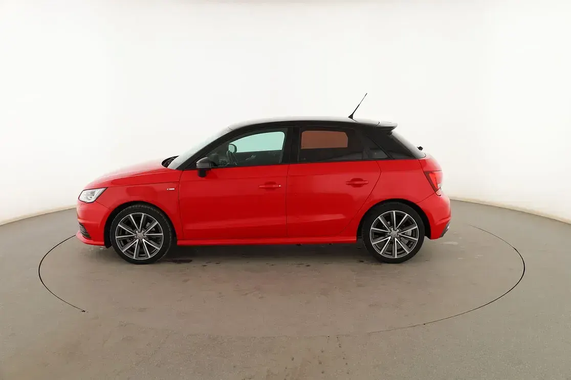 Usado Audi A1 Sportback 116 CV (85 kW) 2016 Rojo Utilitario