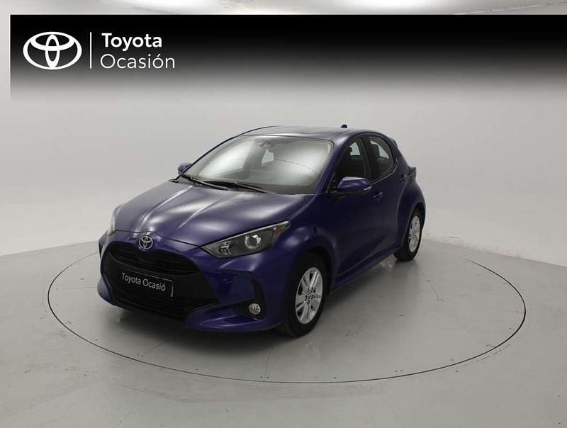 Azul Usado 2024 Toyota Yaris Edition Berlina | 18.225 € - Imagen 1/4