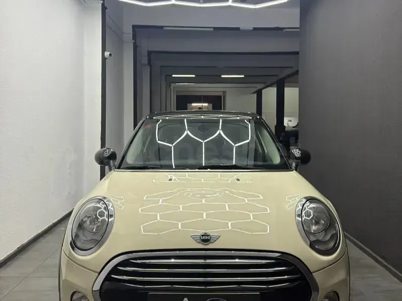 Usado Mini Cooper 136 CV (100 kW) 2014 Blanco Utilitario