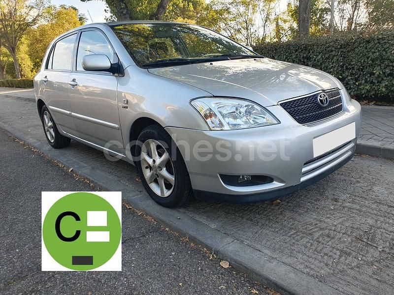Gris / plata Usado 2004 Toyota Corolla Sol Berlina | 5990 € (Un poco caro) - Imagen 1/4