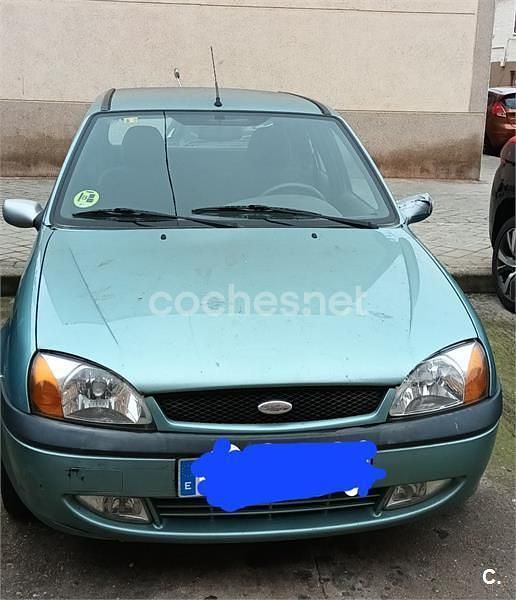Verde Usado 2001 Ford Fiesta Trend Berlina | 2300 € - Imagen 1/2