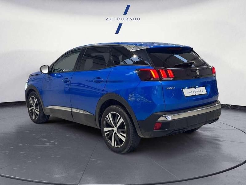Usado Peugeot 3008 Allure 131 CV (96 kW) 2023 Azul SUV