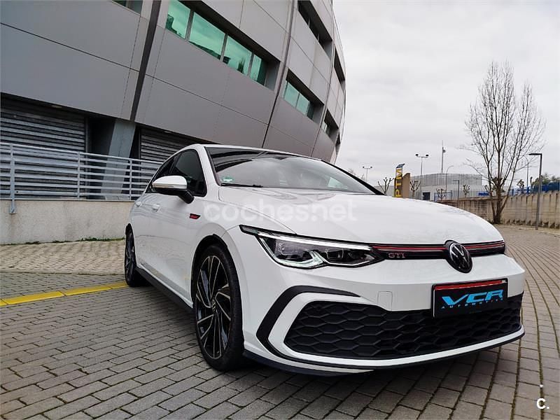 Usado VW Golf VIII GTI 245 CV (180 kW) 2023 Blanco Berlina