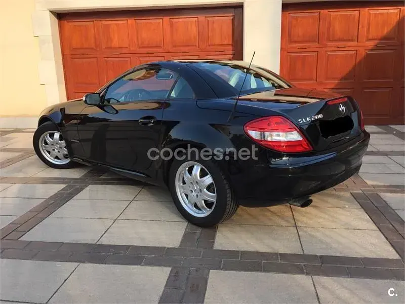 Usado Mercedes SLK200 163 CV (119 kW) 2004 Negro Descapotable