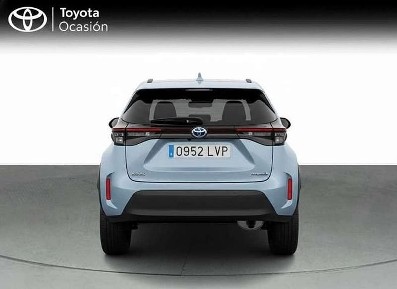 Usado Toyota Yaris Cross Style 116 CV (85 kW) 2021 Gris SUV