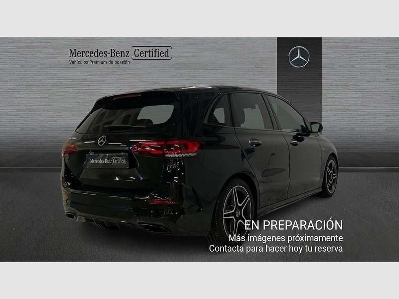 Usado Mercedes B200 150 CV (110 kW) 2022 Monovolumen