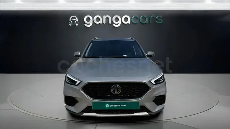 Usado MG ZS Luxury 111 CV (81 kW) 2023 Rojo SUV