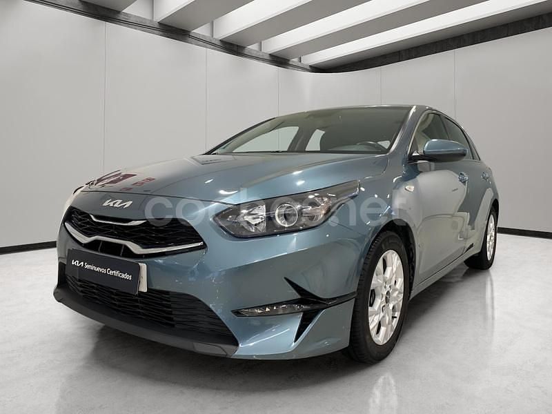 Usado Kia Ceed 120 CV (88 kW) 2022 Verde Utilitario