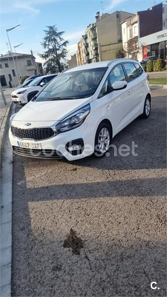 Usado Kia Carens 135 CV (99 kW) 2017 Blanco Monovolumen