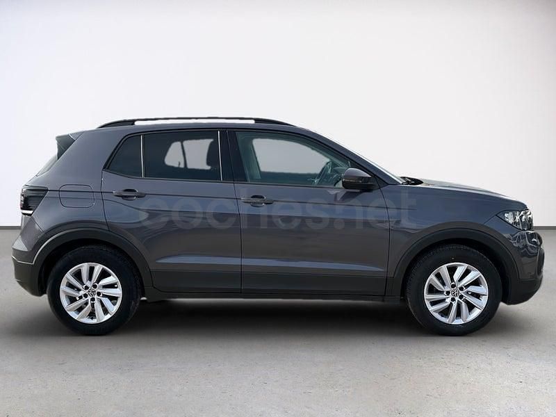 Usado VW T-Cross Advance 95 CV (69 kW) 2022 Gris / plata SUV