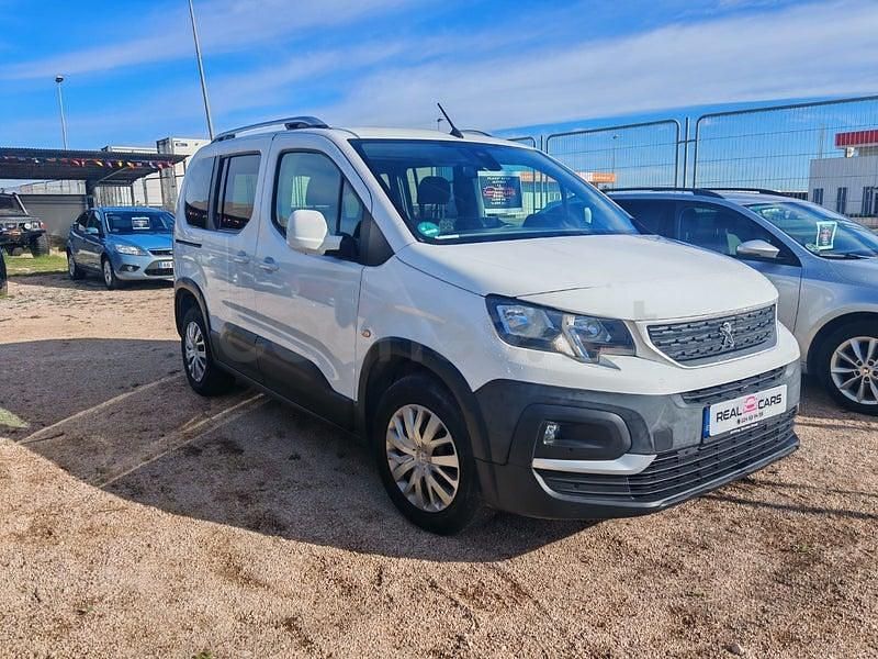 Usado Peugeot Rifter Active 100 CV (73 kW) 2020 Blanco Monovolumen