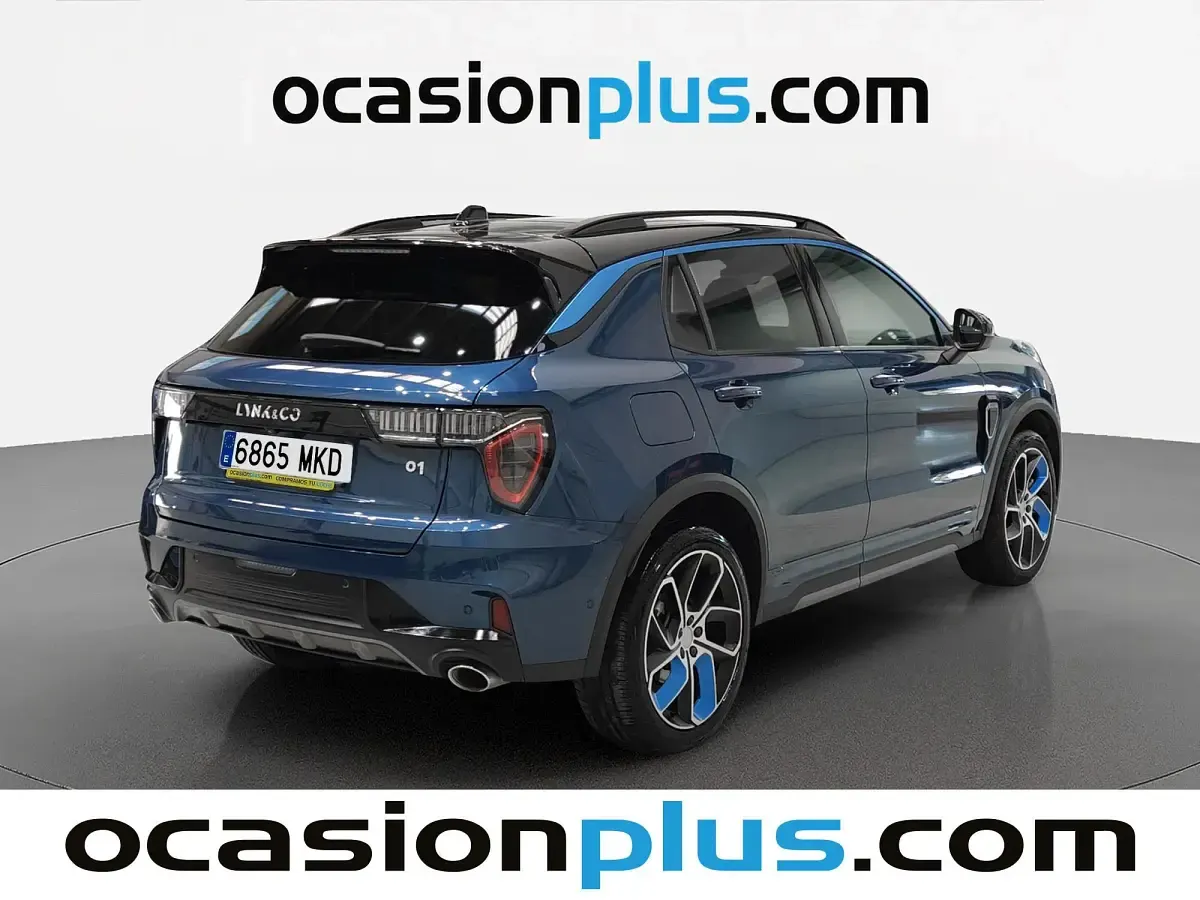 Usado Lynk & Co 01 261 CV (191 kW) 2023 Negro SUV