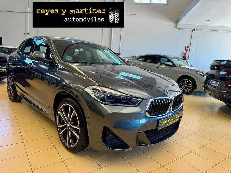 Usado BMW X2 Comfort Edition 150 CV (110 kW) 2021 Gris / plata SUV