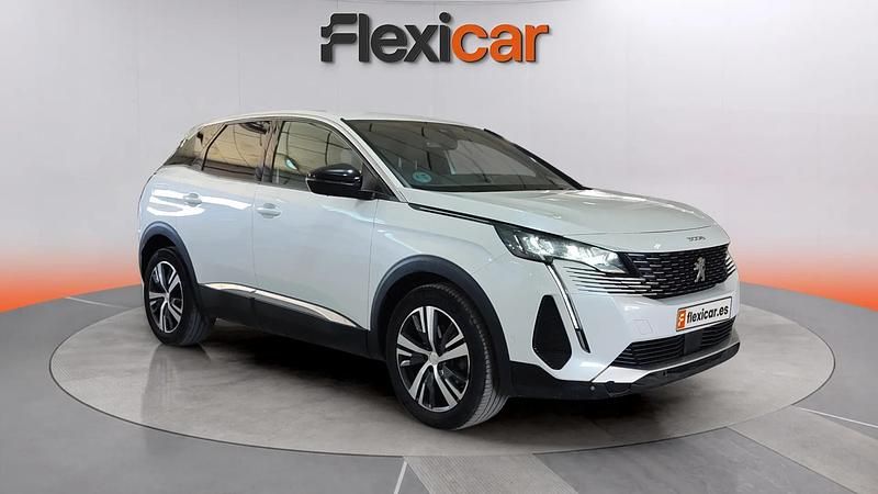 Usado Peugeot 3008 Allure 131 CV (96 kW) 2023 Blanco SUV
