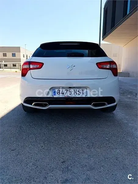 Usado Citroën DS5 200 CV (147 kW) 2013 Blanco Utilitario