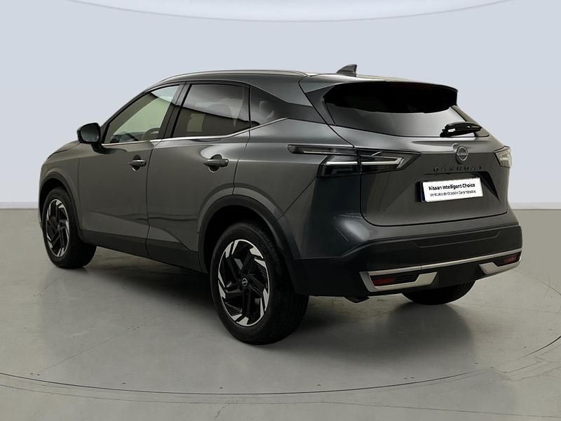 Usado Nissan Qashqai N-Connecta 140 CV (102 kW) 2025 Gris SUV