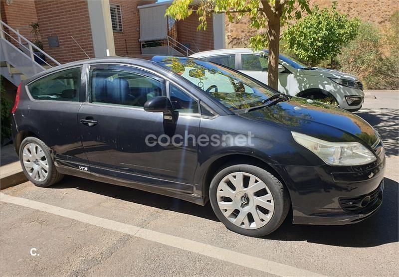 Usado Citroën C4 110 CV (80 kW) 2005 Negro Berlina