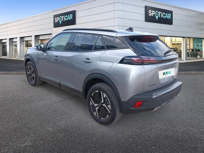 Usado Peugeot 2008 Allure 145 CV (106 kW) 2025 Gris SUV
