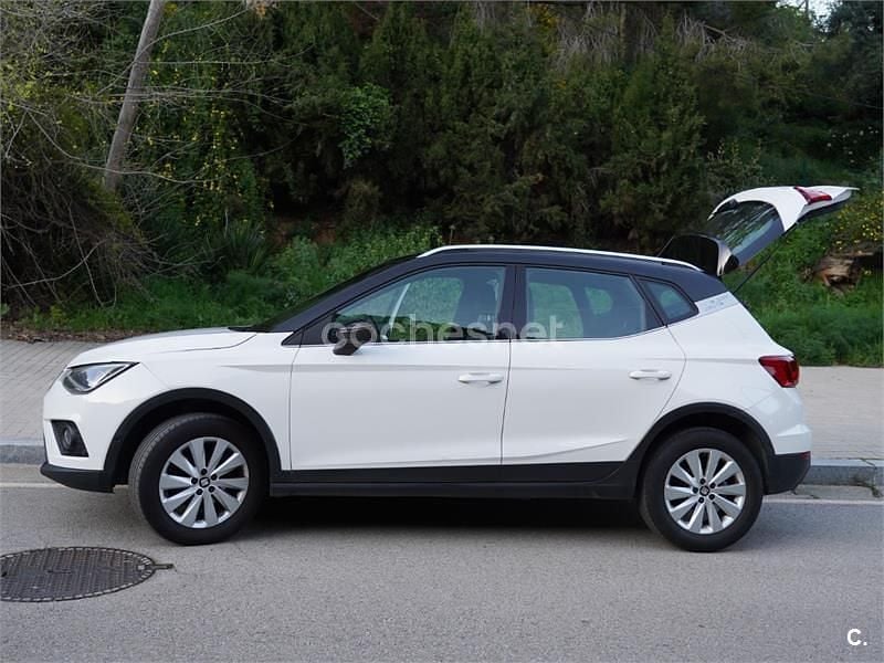 Usado Seat Arona XCELLENCE 115 CV (84 kW) 2017 Blanco SUV