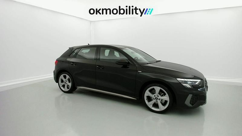 Usado Audi A3 Sportback e-tron S-Line 150 CV (110 kW) 2024 Mythosschwarz met. Utilitario