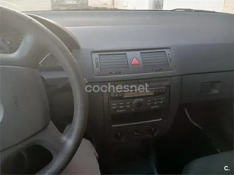 Usado Skoda Fabia 64 CV (47 kW) 2005 Negro Familiar