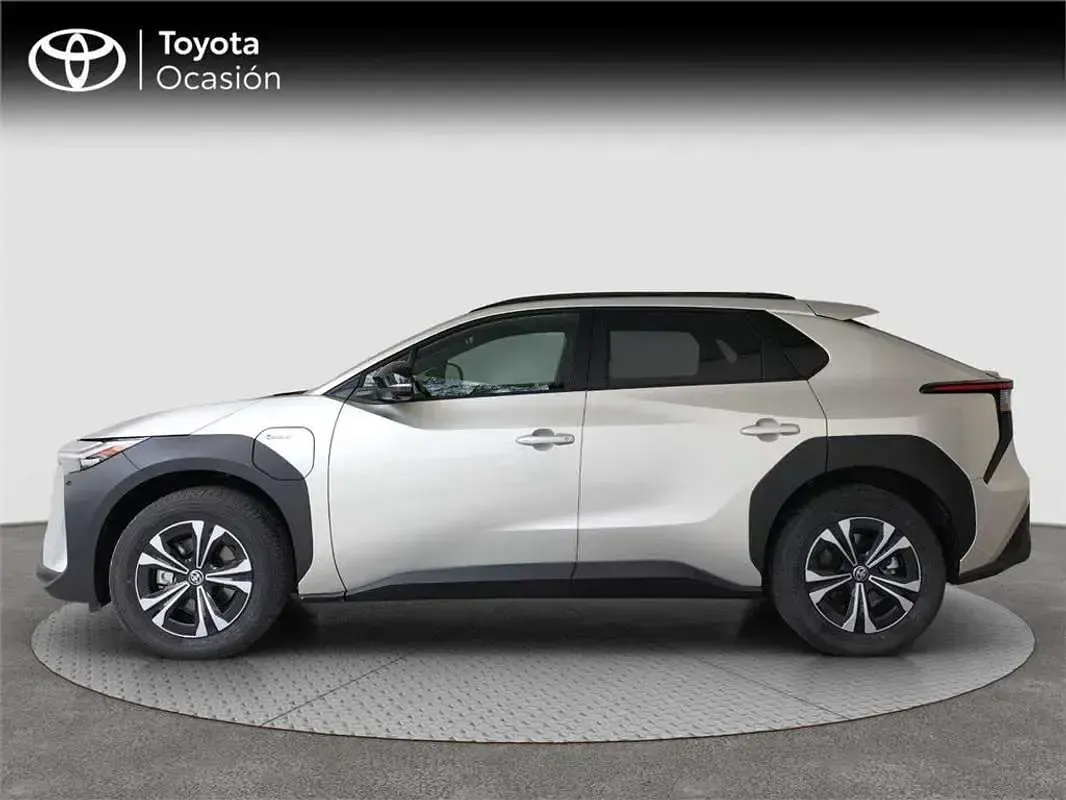 Usado Toyota bZ4X Plus 150 kW (204 CV) 2025 SUV