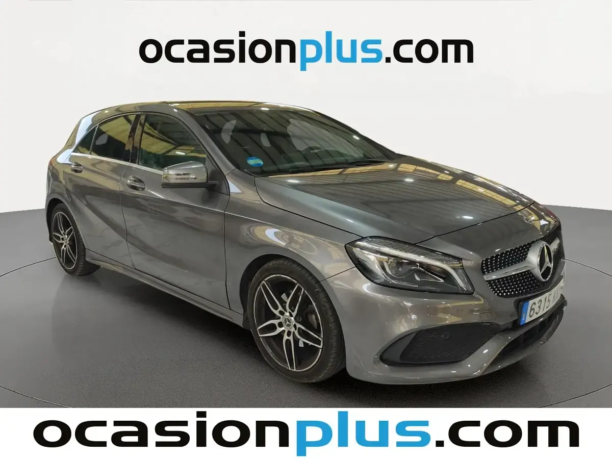 Usado Mercedes A200 AMG 136 CV (100 kW) 2018 Gris Utilitario