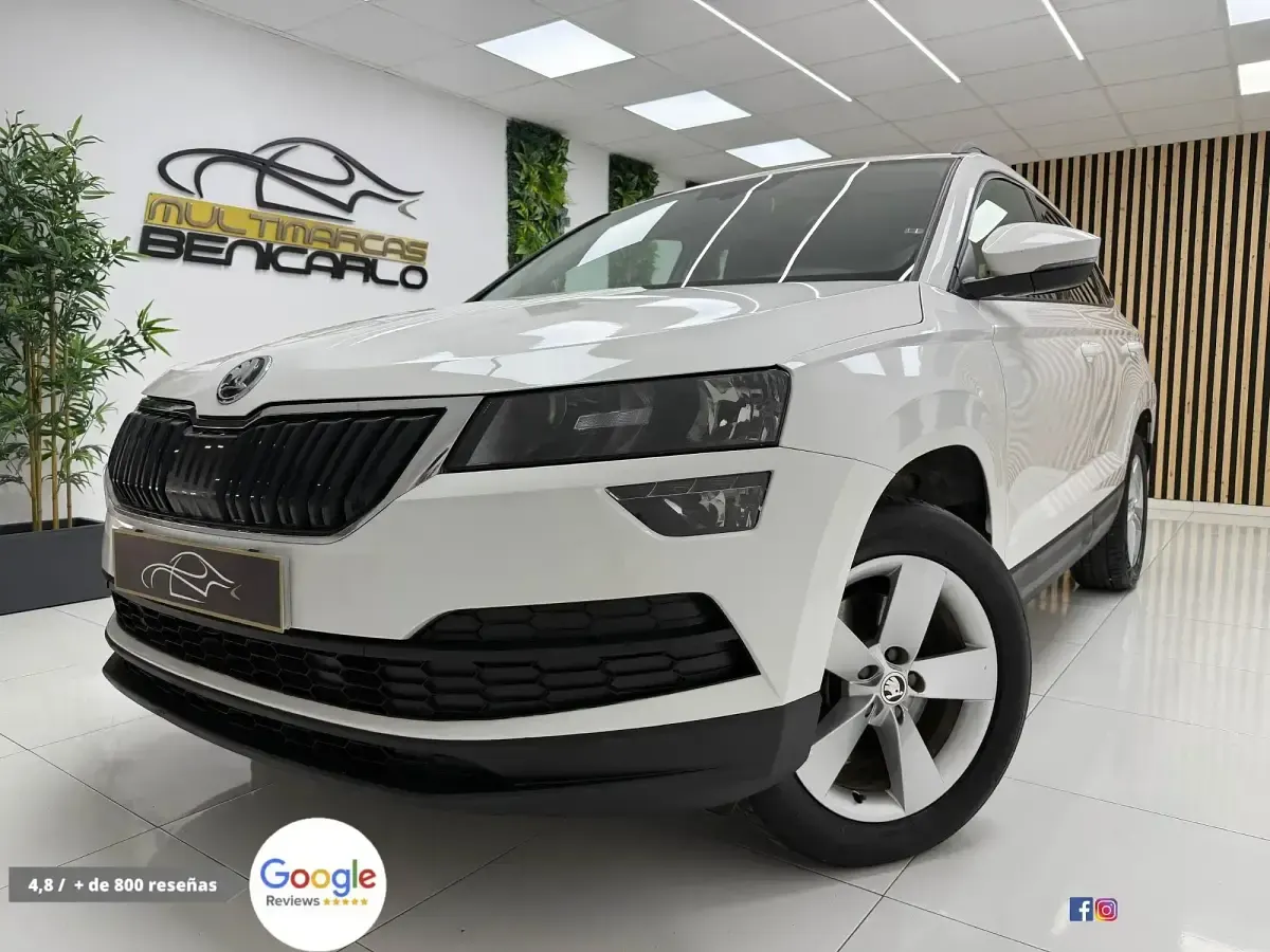 Usado Skoda Karoq Ambition 150 CV (110 kW) 2020 Blanco SUV