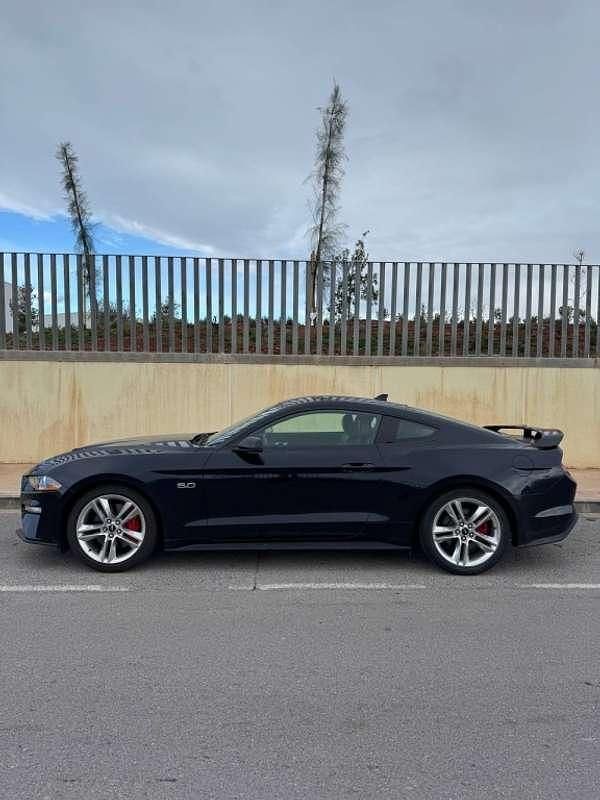 Usado Ford Mustang GT Fastback 450 CV (330 kW) 2021 Azul Coupe
