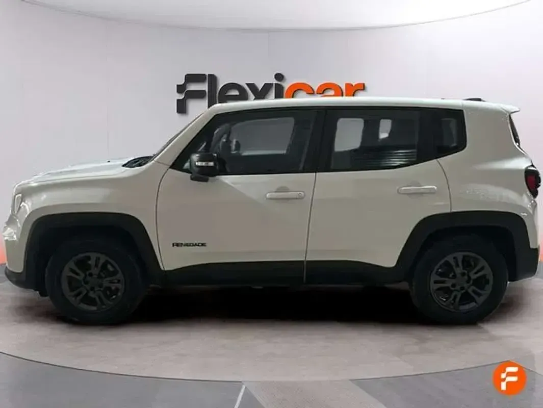 Usado Jeep Renegade Longitude 131 CV (96 kW) 2023 Blanco SUV