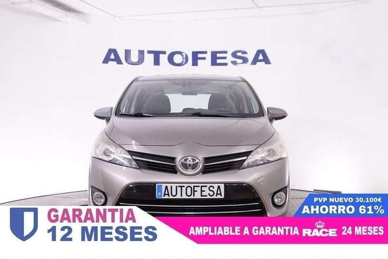 Usado Toyota Verso Advance 112 CV (82 kW) 2016 Gris / plata Monovolumen