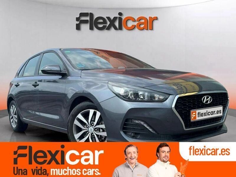 Gris Usado 2019 Hyundai i30 Berlina | 14.990 € (Precio justo) - Imagen 1/4