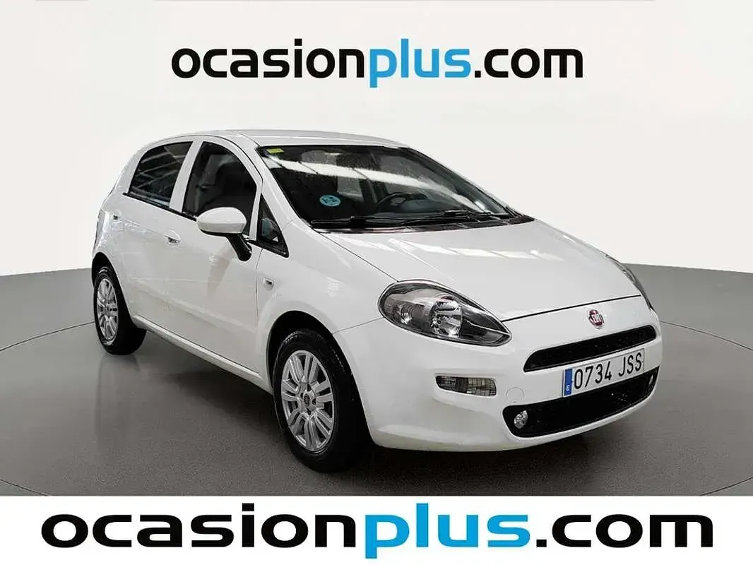Usado Fiat Punto Easy 77 CV (56 kW) 2016 Blanco Utilitario