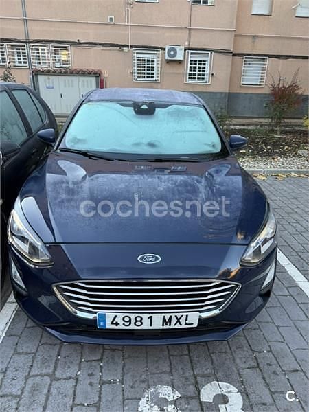 Usado Ford Focus Trend 120 CV (88 kW) 2019 Azul Berlina