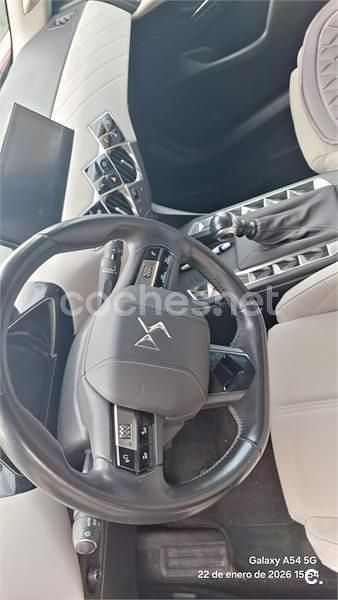 Usado DS Automobiles DS3 Crossback So Chic 100 CV (73 kW) 2020 Rojo SUV