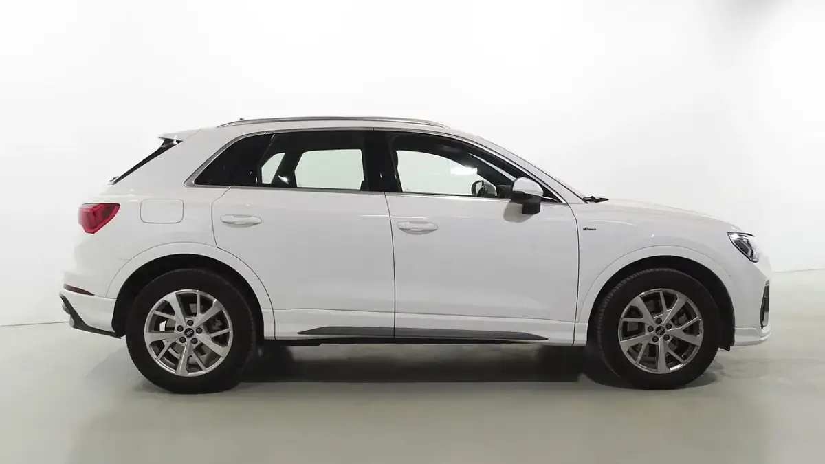 Usado Audi Q3 S-Line 245 CV (180 kW) 2022 Blanco SUV