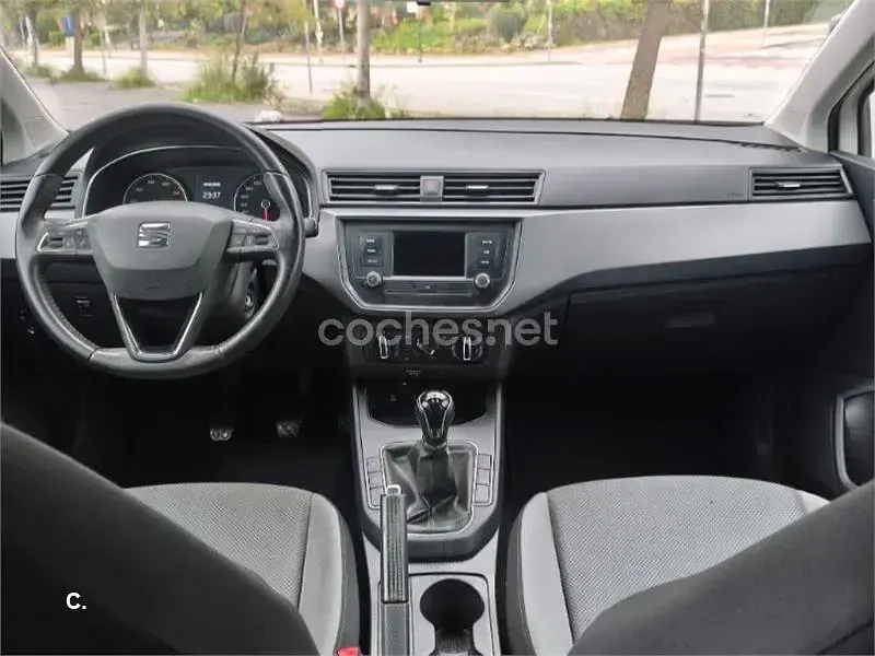 Usado Seat Ibiza Style 75 CV (55 kW) 2017 Blanco Berlina