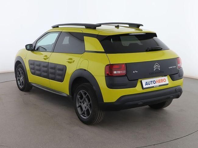 Usado Citroën C4 Cactus Shine 101 CV (74 kW) 2015 Amarillo Utilitario