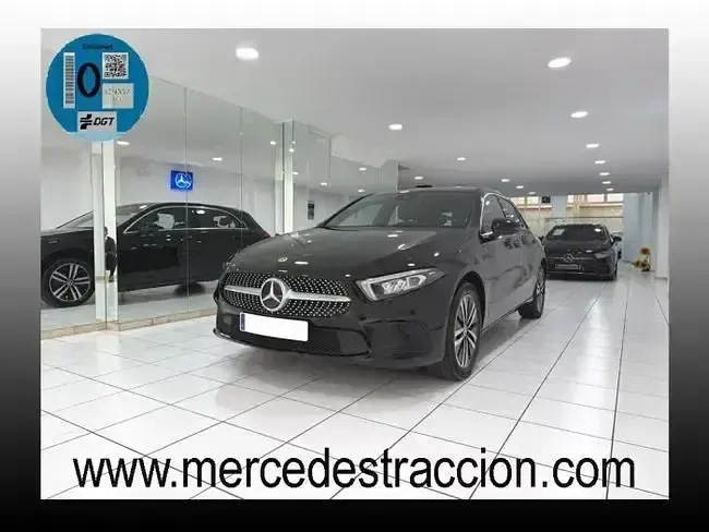Käytetty Mercedes A250 218 HP (160 kW) 2022