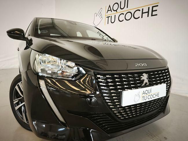 Usado Peugeot 208 Allure 102 CV (75 kW) 2023 Negro Utilitario