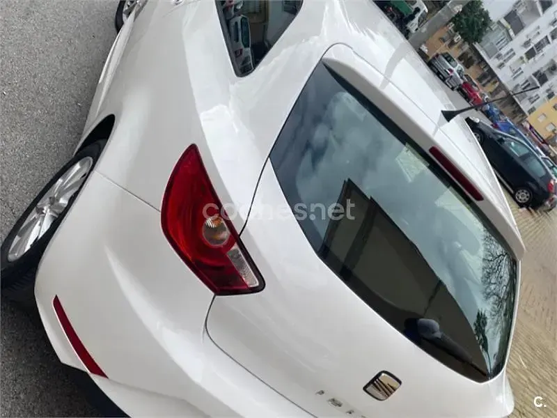 Usado Seat Ibiza SC I-Tech 70 CV (51 kW) 2013 Blanco Utilitario